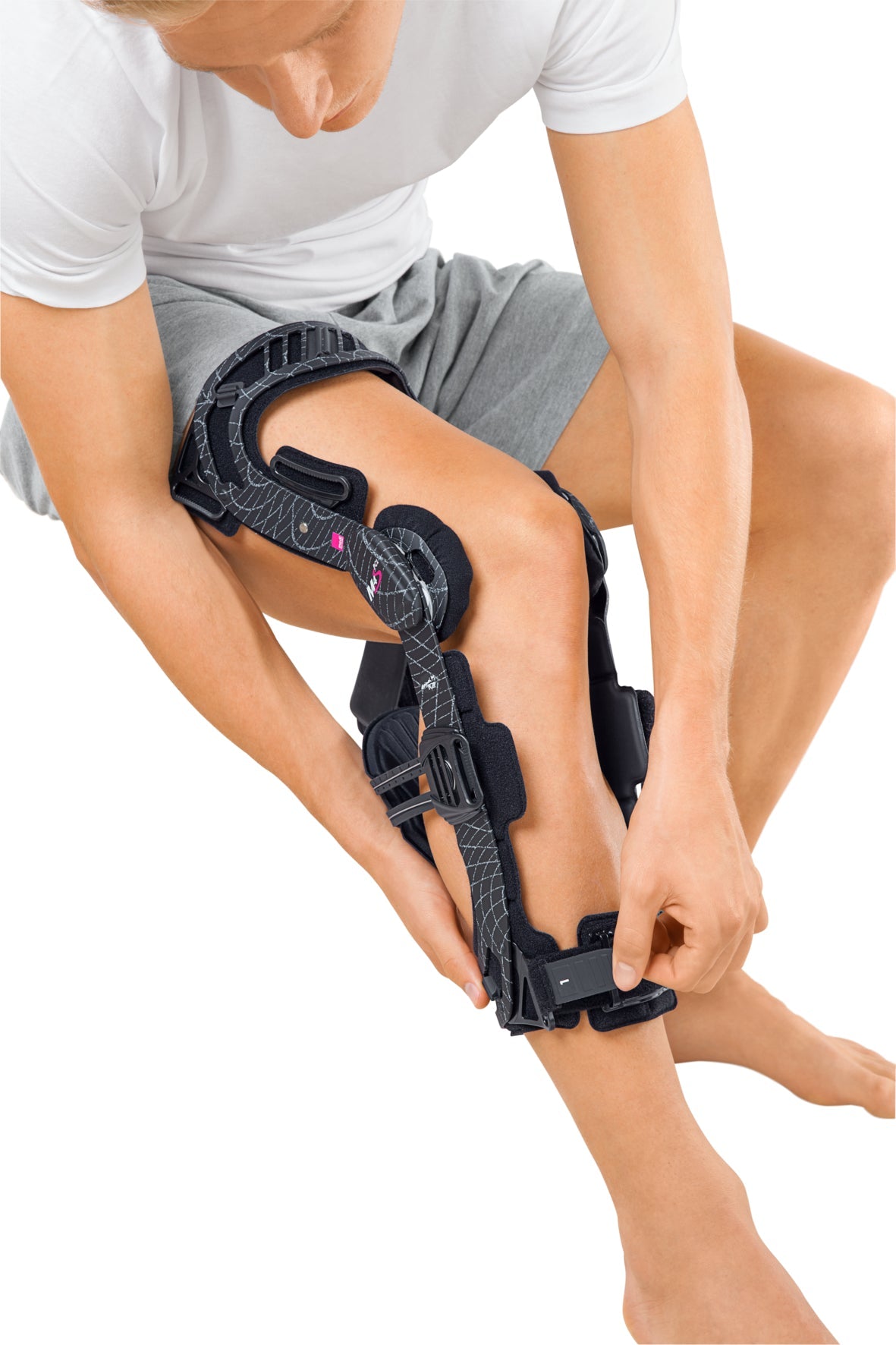M.4s PCL Dynamic Knee Brace – Dunn Medical