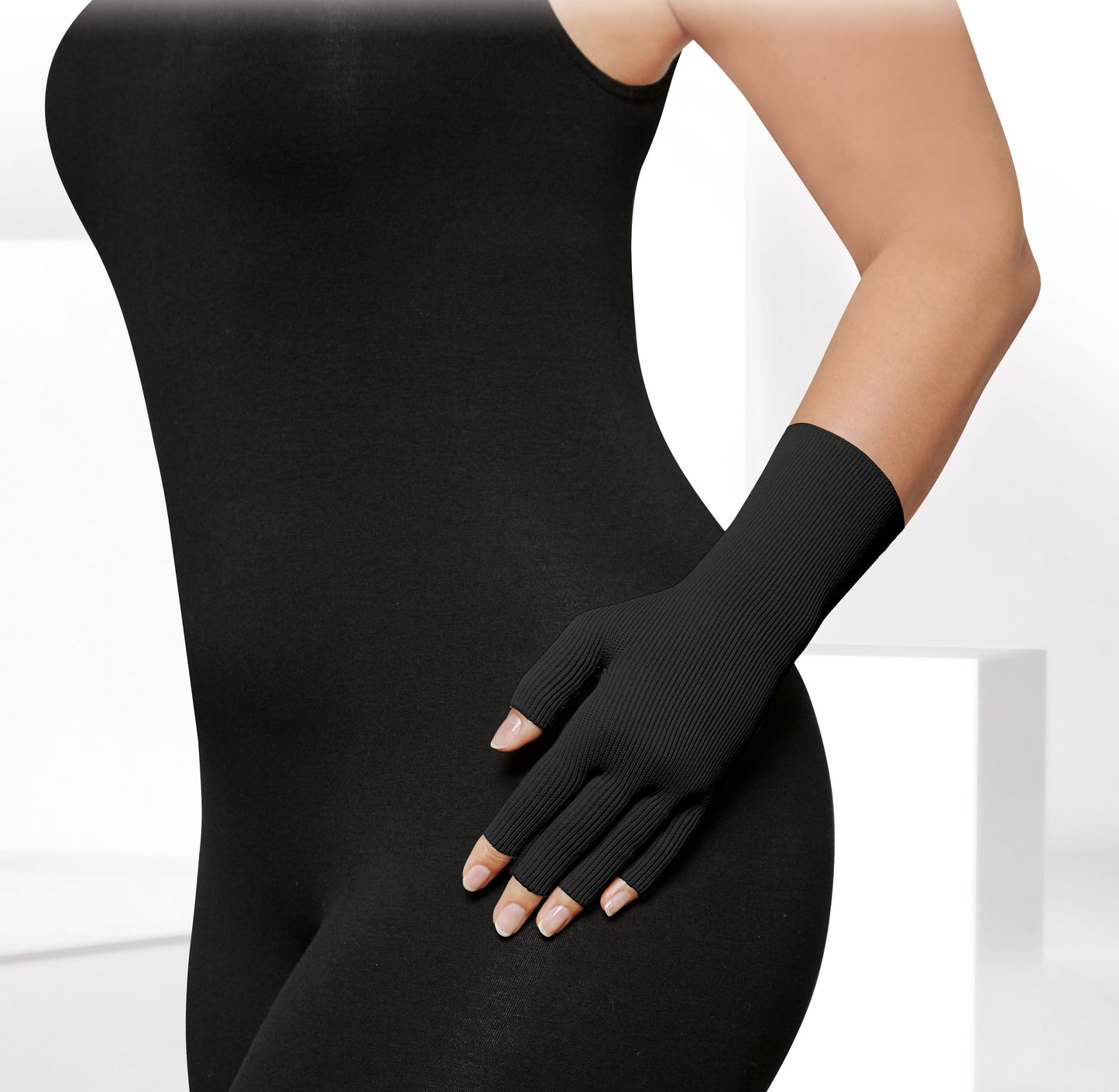 JOBST Bella Strong Compression Gloves 20-30 mmHg Glove